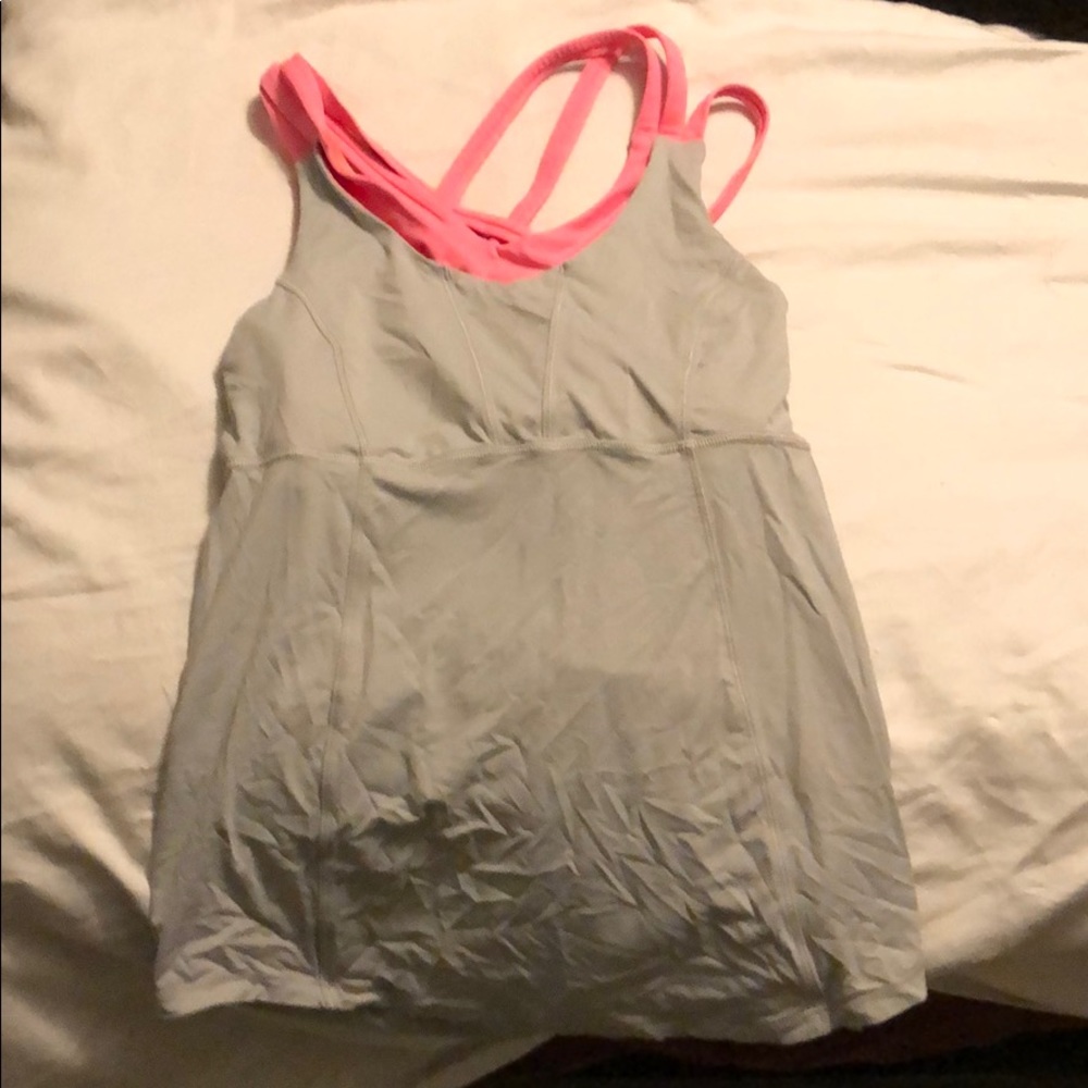 Lulu lemon tank top w built in bra